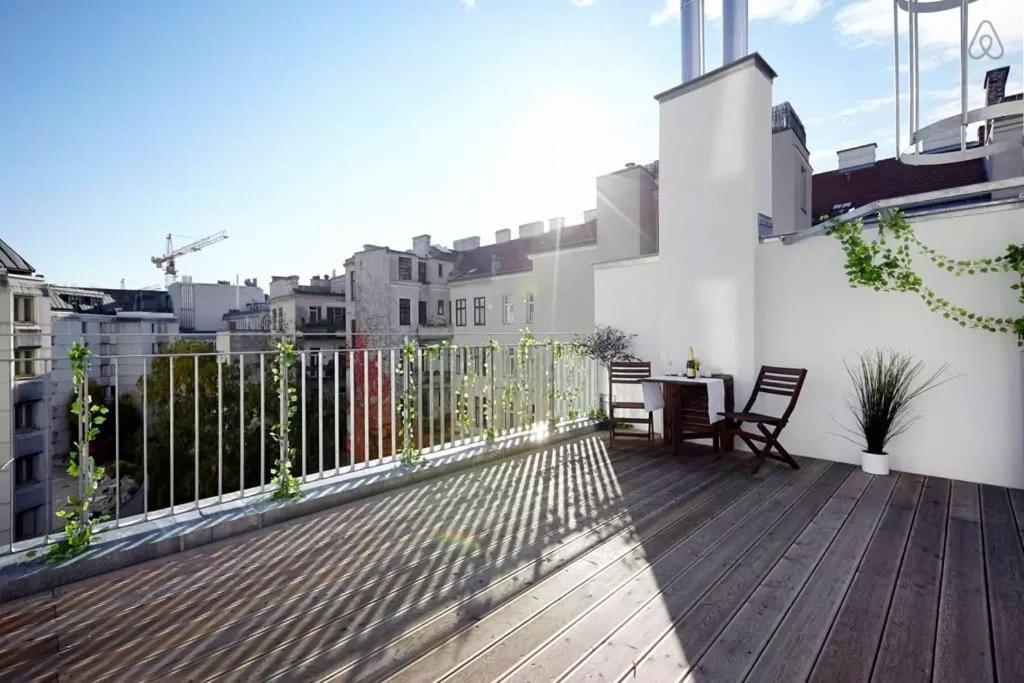 Amazing Terrace, Close To Viennas Biggest Shopping Street ภายนอก รูปภาพ